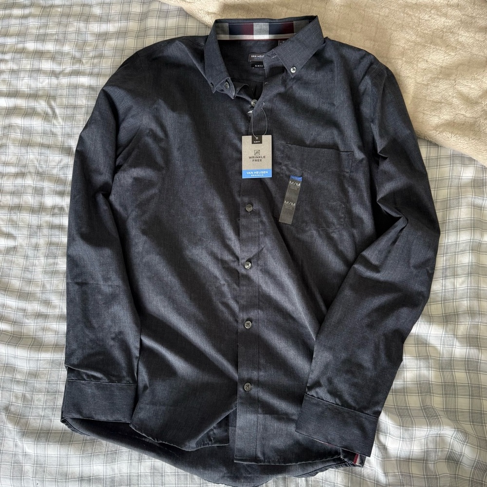 NWT Navy Van Heusen Men's Shirt